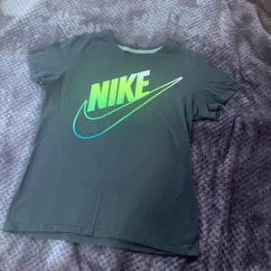 Nike shirt size XL